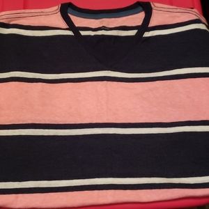 Men's V-neck shirt